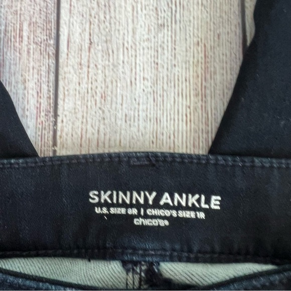 Chico’s Skinny Ankle Dark Denim Jeans 8 R - Picture 3 of 8